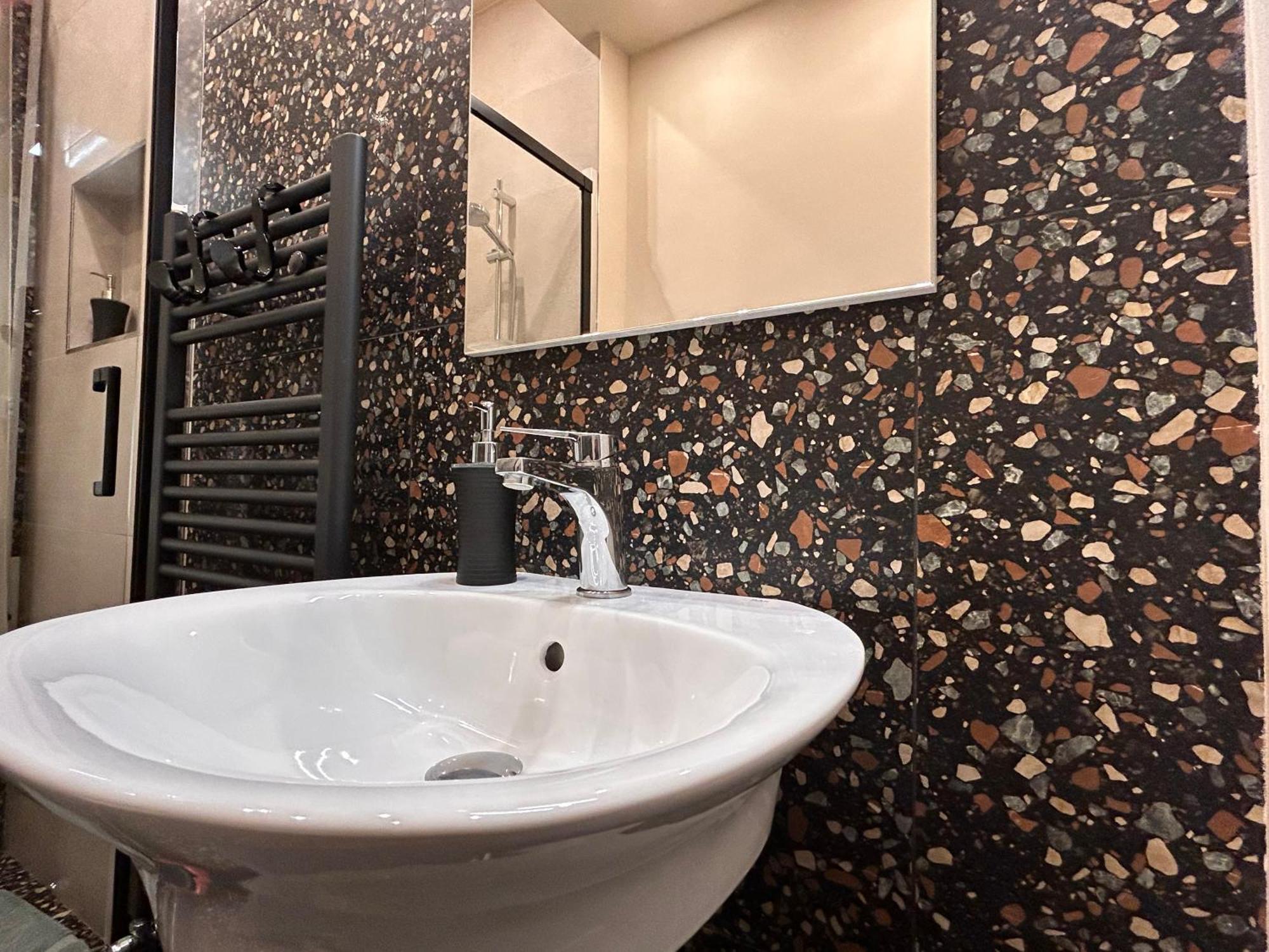 Casa Daura - Your Comfortable Apartment In Bologna - Parking Εξωτερικό φωτογραφία